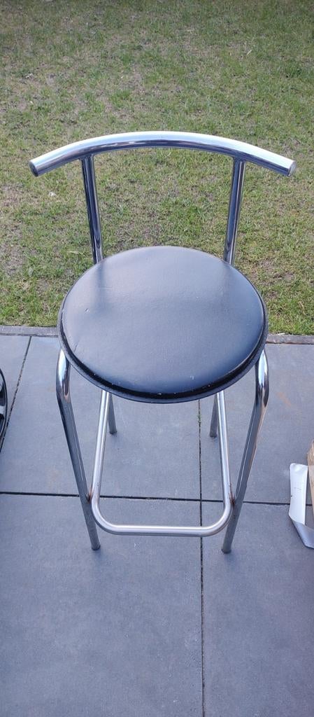 2 barkrukken met rugleuning, Ophalen, Gebruikt, Met voetsteun, 60 tot 90 cm