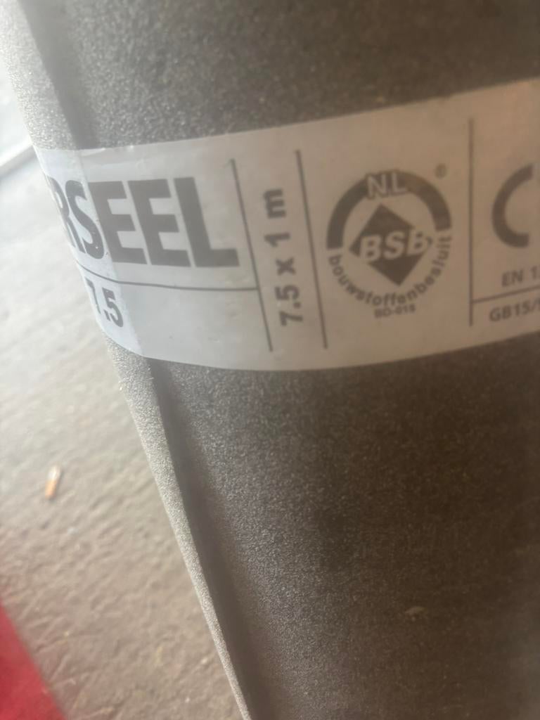 Drie rollen onderlaag dakleer van merk iko, Ophalen, Overige materialen, Zwart, Nieuw