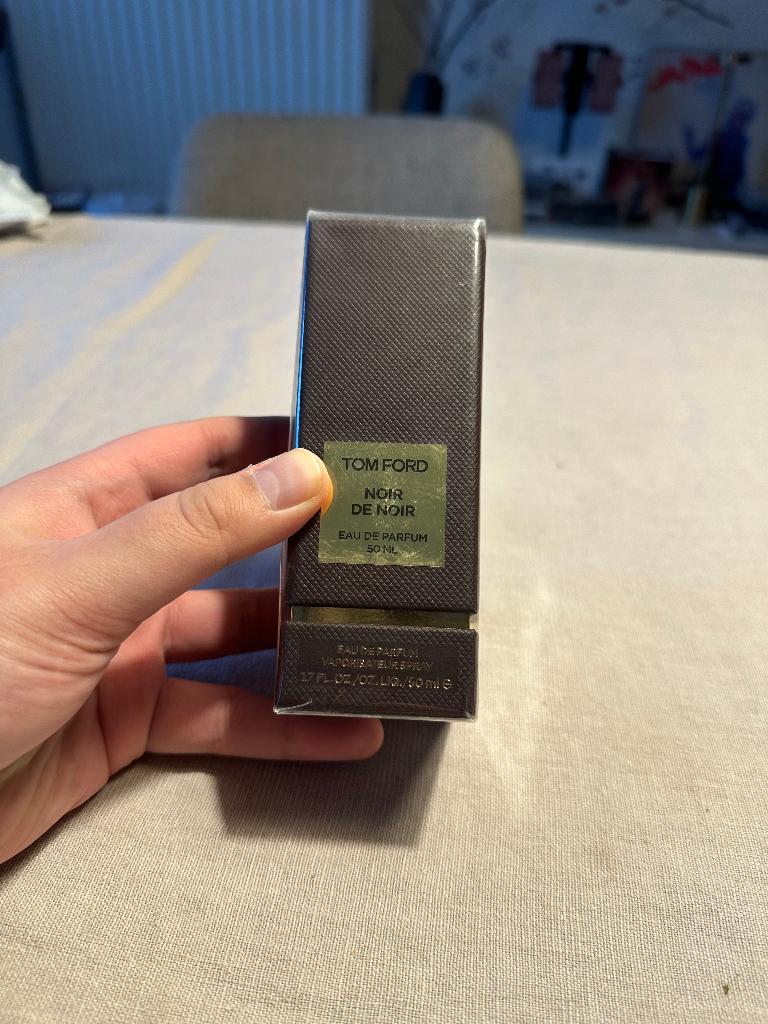 Tom Ford Noir de Noir Eau de Parfum 50ML (Nieuw), Ophalen of Verzenden, Nieuw