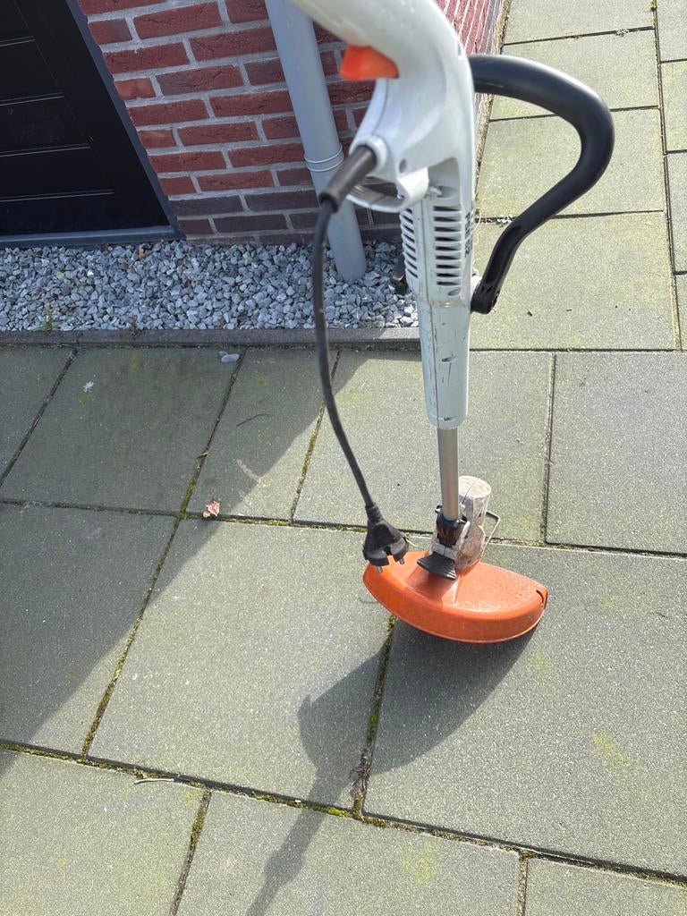 Stihl FSE 52 Elektrische Grastrimmer - Zo goed als nieuw, Ophalen of Verzenden, Zo goed als nieuw, 30 tot 50 cm, Elektrisch