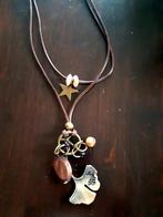 Lange ketting met bedeltjes., Ophalen of Verzenden, Overige materialen