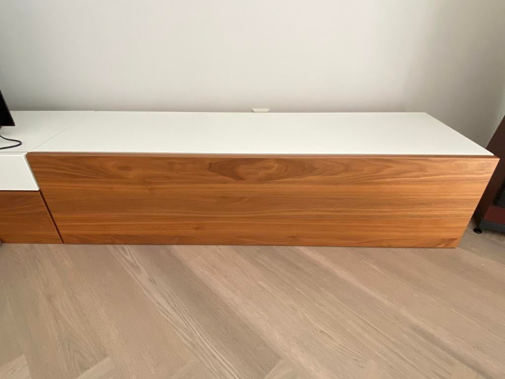 Hülsta Neo wandkast, Ophalen, Met klep(pen), Zo goed als nieuw, Minder dan 150 cm