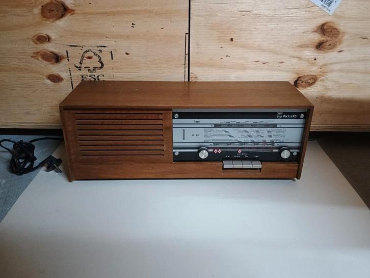 Philips 22RB361/00 Buizenradio, Antiek en Kunst, Antiek | Tv's en Audio, Ophalen of Verzenden