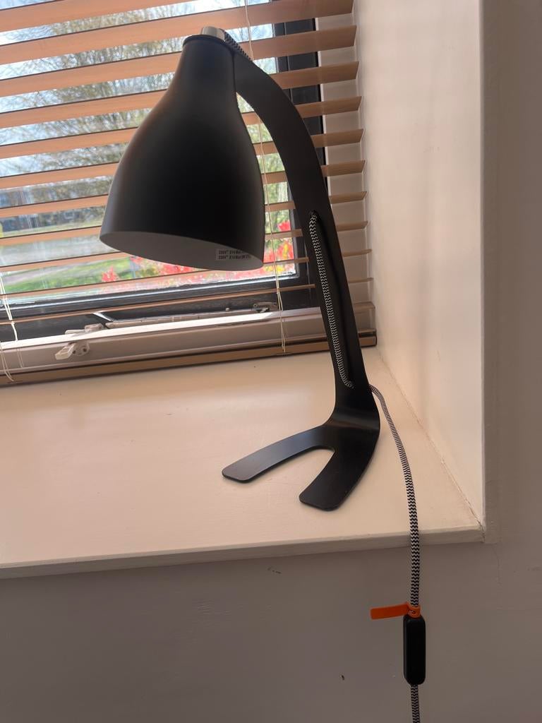 Leitmotiv tafellamp zwart, Huis en Inrichting, Ophalen, Gebruikt, Metaal, Minder dan 50 cm