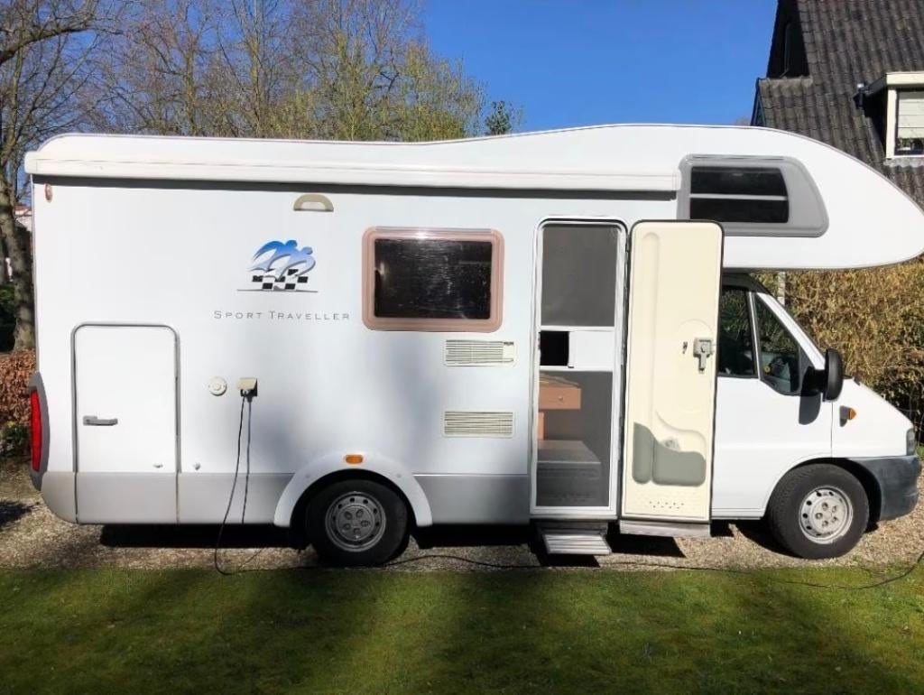 Camper Fiat Knaus Sportstraveller 6-persoonsgezinscamper, Alkoof, Ringverwarming, Particulier, Koelkast