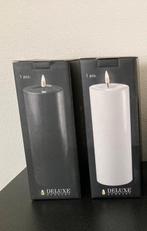 DeLuxe Homeart Real Flame Led kaars Ø7,5 wit of zwart Nieuw, Overige materialen, Nieuw, Ophalen of Verzenden, Kaars