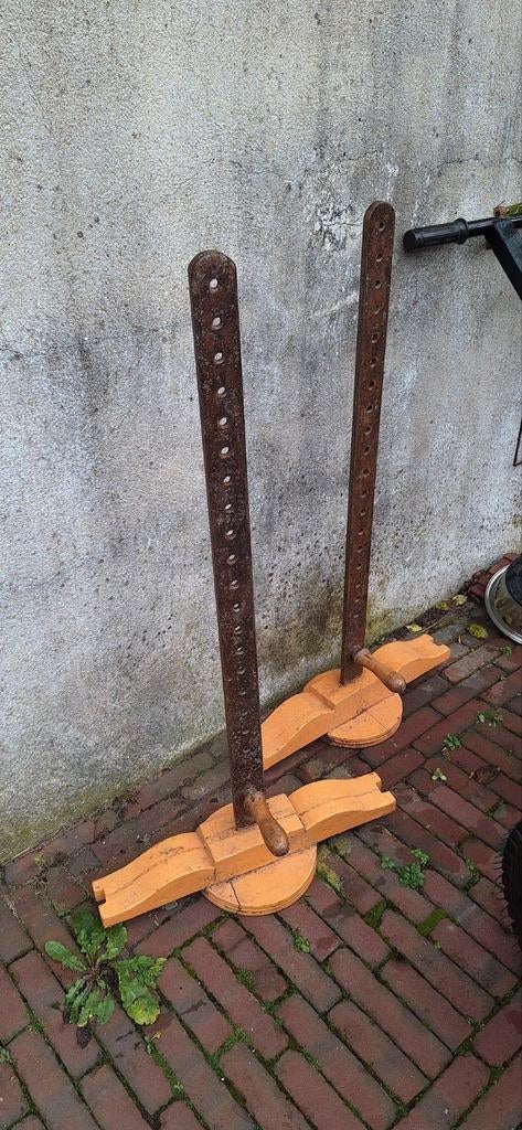 2 onderdelen van een kaaspers, Ophalen of Verzenden