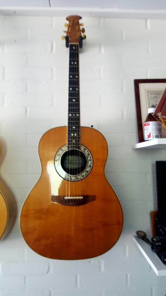 Ovation legend 1984 linkshandig, Muziek en Instrumenten, Snaarinstrumenten | Gitaren | Akoestisch, Ophalen, Gebruikt, Western- of Steelstringgitaar