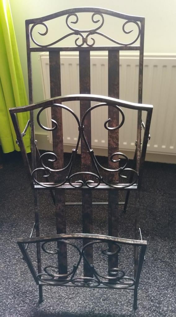 Decoratieve metalen lectuur standaard, Ophalen, Gebruikt