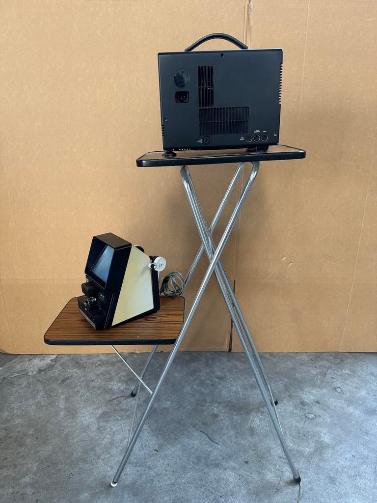8mm projector met projectietafel en editor viewer, Ophalen of Verzenden, Gebruikt