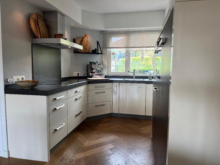 Complete keuken, Huis en Inrichting, Keuken | Complete keukens, Gebruikt, Hoekkeuken, Crème, Kunststof, Ophalen