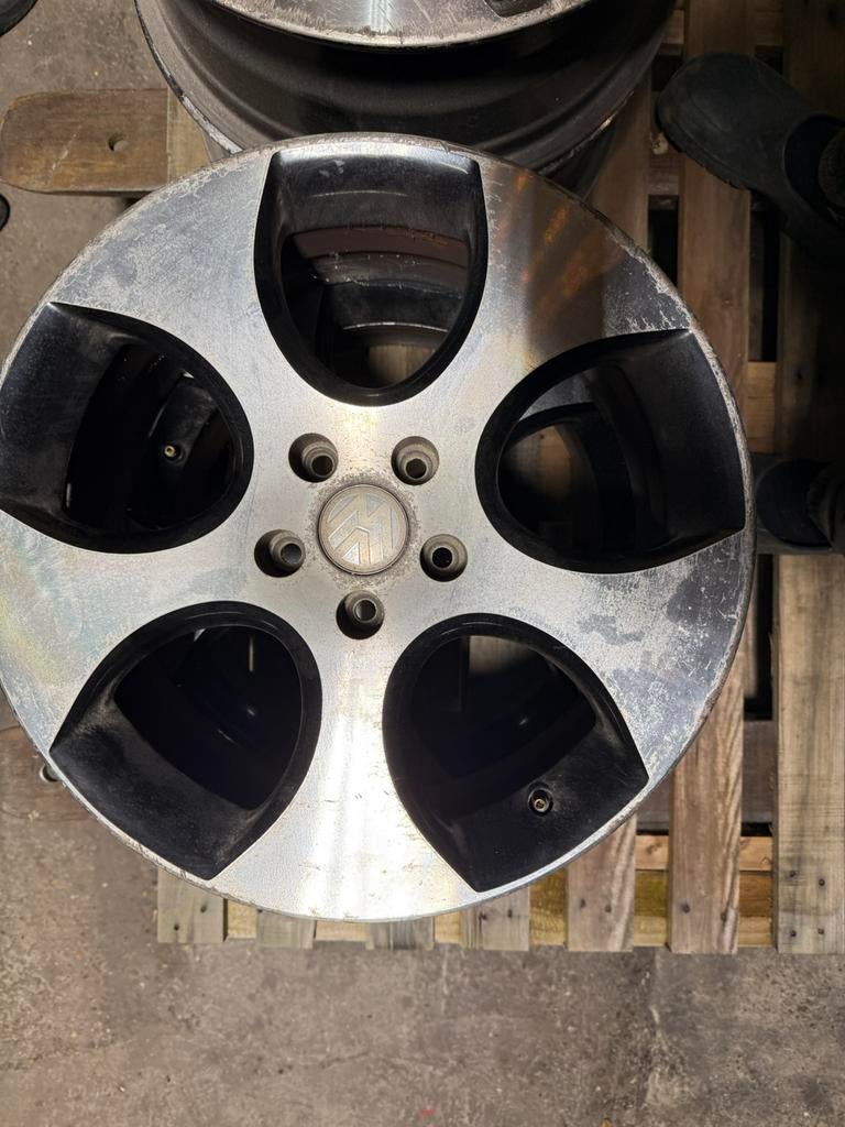 Orginele golf 5 velgen, Auto diversen, Wieldoppen, Ophalen, Zo goed als nieuw