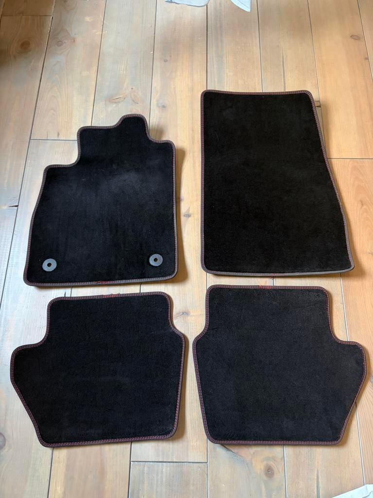 Ford Fiesta origineel automatten mk8,5 2022-2023, Ophalen of Verzenden, Zo goed als nieuw