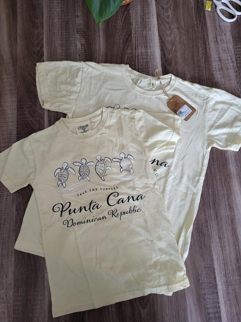 Nieuw 2 lichtgele tshirts mt 128 en 140, Kinderen en Baby's, Kinderkleding | Maat 128, Ophalen of Verzenden, Nieuw, Jongen, Shirt of Longsleeve