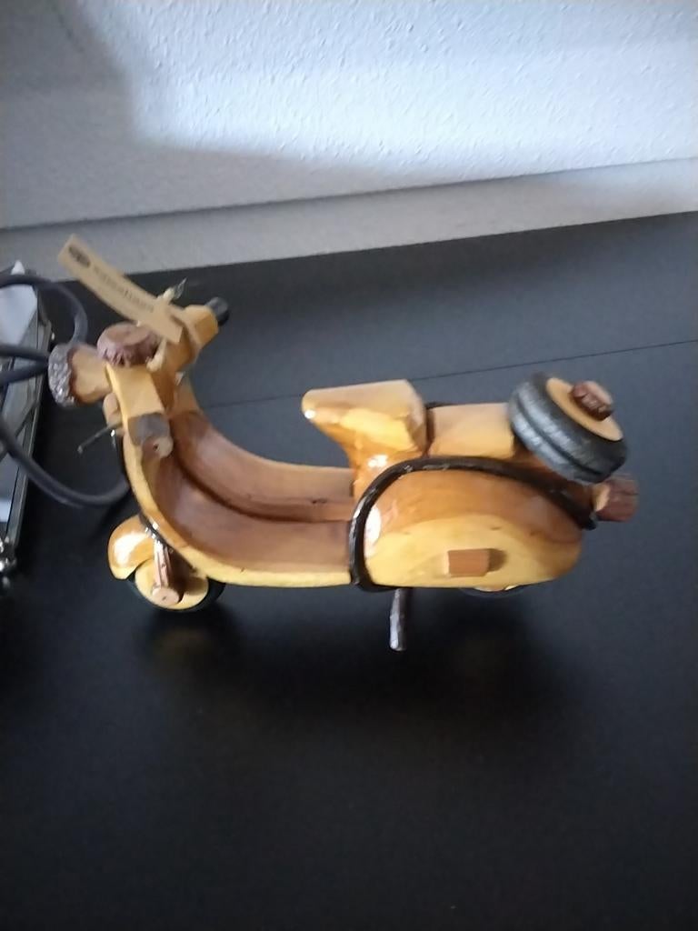 HOUTEN VESPA, Ophalen of Verzenden