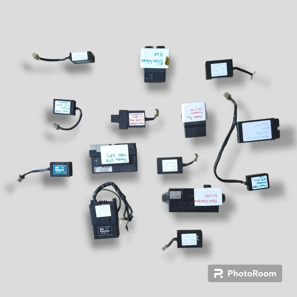Honda ECU CDI IC Ignitor Ignition ontstekingskastje, Motoren, Onderdelen | Honda, Niet ingevuld, Gebruikt, Niet ingevuld, Ophalen of Verzenden