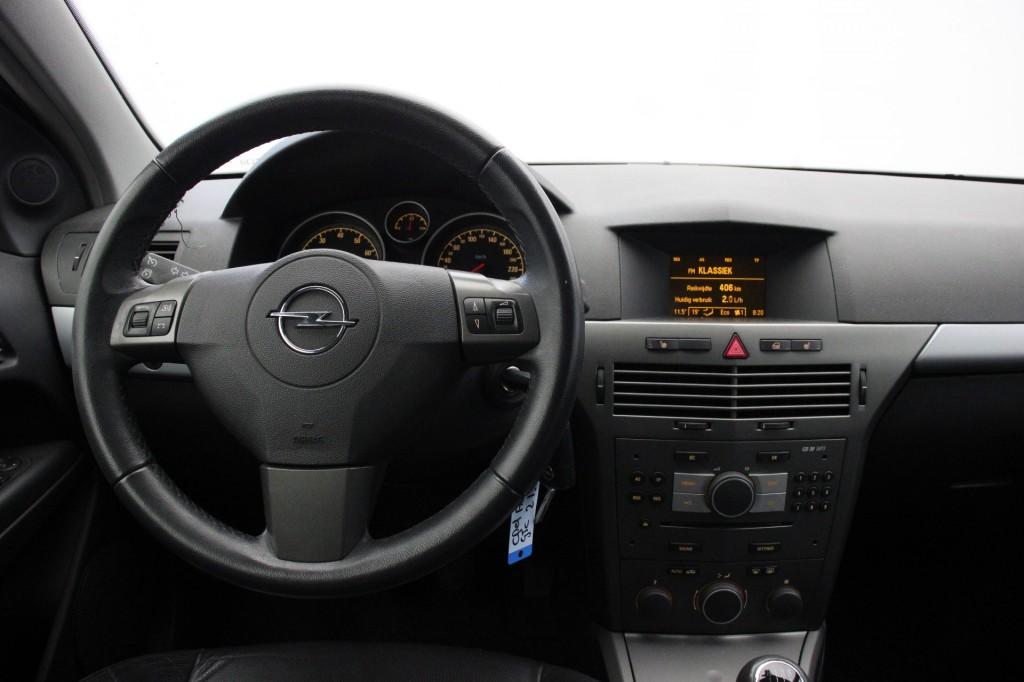 Opel ASTRA GTC 1.8 Cosmo - Airco, Cruise, Leer, Stoelverw., Voorwielaandrijving, Gebruikt, 4 cilinders, 1165 kg