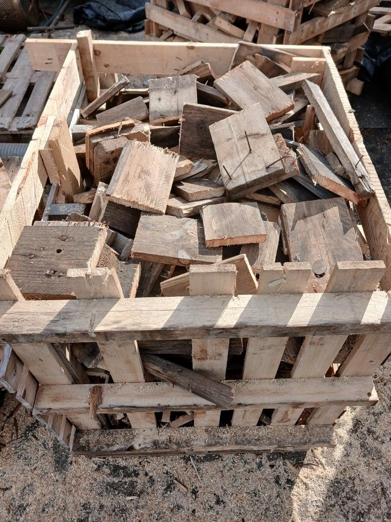 2 kratten brandhout, Tuin en Terras, Haardhout, Minder dan 3 m³, Ophalen