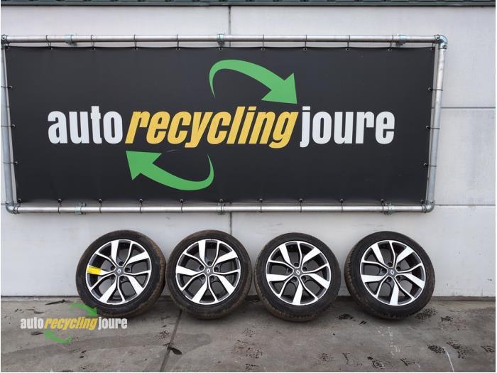 Velgen set + banden van een Renault Megane, Gebruikt, -, -, 3 maanden garantie