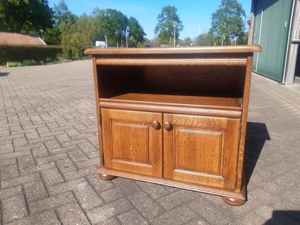 Te koop: leuk tv mebel.hoogte 72cm breedte 80cm diep47cm., Ophalen, 25 tot 50 cm, 50 tot 100 cm, Minder dan 100 cm