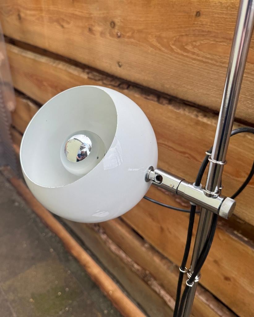 Herda | Bollamp | Knikarmen | Parelwit | 1970 | Vintage |BLF, Gebruikt, 100 tot 150 cm, Ophalen of Verzenden, Vintage | Design | 70ties | Vloerlamp | Parel wit| Retro | BLF