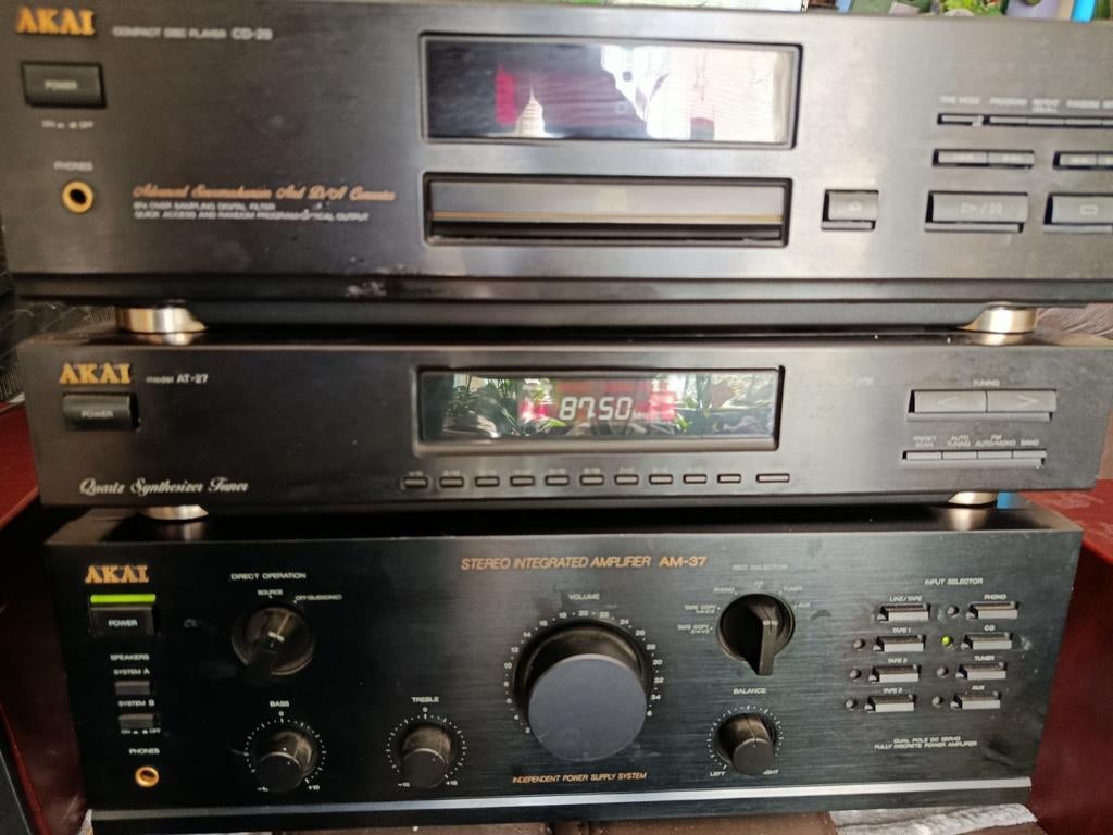 Akai stereoset, Ophalen, Tuner of Radio, Akai