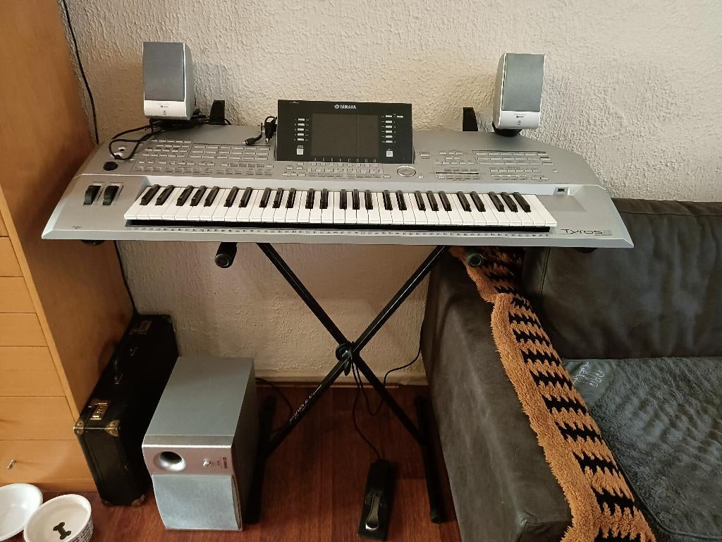 Yamaha Tyros 2, Muziek en Instrumenten, Keyboards, Ophalen, Gebruikt, 61 toetsen, Yamaha