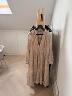 Iro Katte jurk met zilveren details, Kleding | Dames, Jurken, Maat 38/40 (M), Beige, Ophalen of Verzenden, Zo goed als nieuw