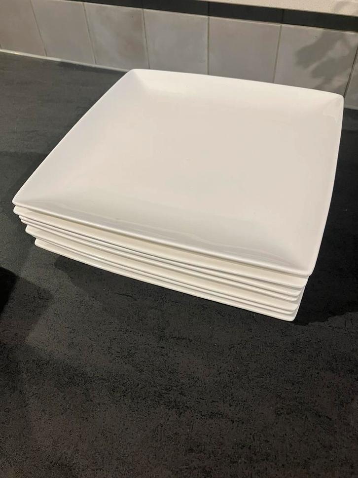 Squito Yong | 26cm bord (3x), Huis en Inrichting, Keuken | Servies, Gebruikt, Bord(en), Overige stijlen, Porselein, Ophalen of Verzenden