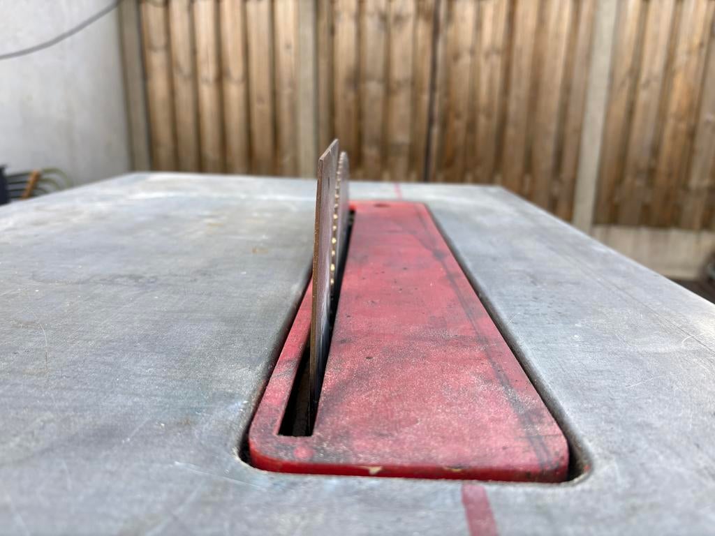 Robuuste Cirkelzaag - Ideaal voor diverse zaagklussen, Ophalen, Gebruikt, Cirkelzaag, 70 mm of meer