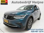 Volkswagen Tiguan E-HYBRID 245PK DSG LIFE TREKHAAK/NAVI/STUU, 12 maanden, Euro 6, Blauw, Alcantara