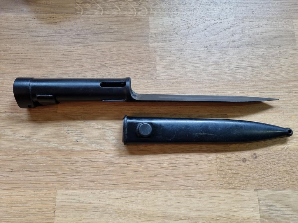 FAL type C bajonet, Ophalen of Verzenden, Landmacht, Overige gebieden, Mes of Dolk