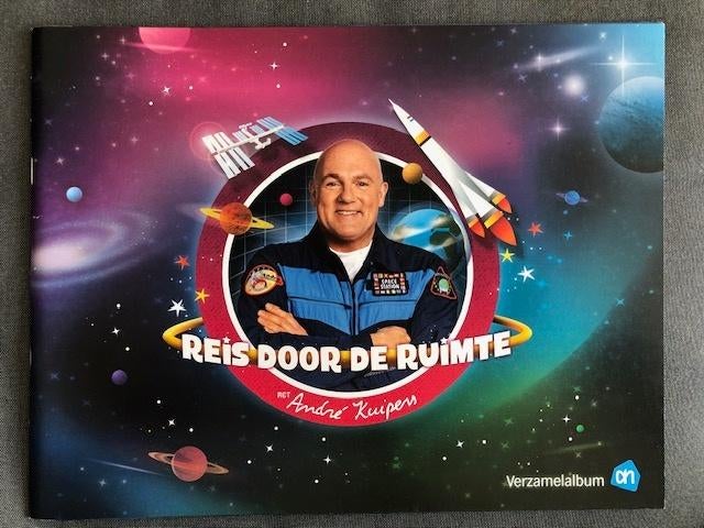 AH voetbalplaatjesboeken en een reis door de ruimte boek., Verzamelen, Supermarktacties, Albert Heijn, Ophalen of Verzenden