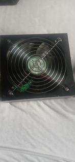 een 800 watt voeding, Computers en Software, Interne voedingen, Ophalen of Verzenden, Zo goed als nieuw