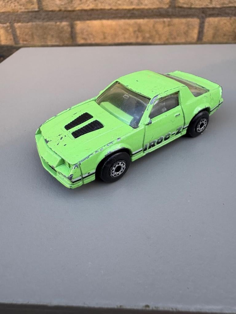 Matchbox Chevrolet Camaro IROC Z, Hobby en Vrije tijd, Modelauto's | Overige schalen, Ophalen of Verzenden, Gebruikt, Auto
