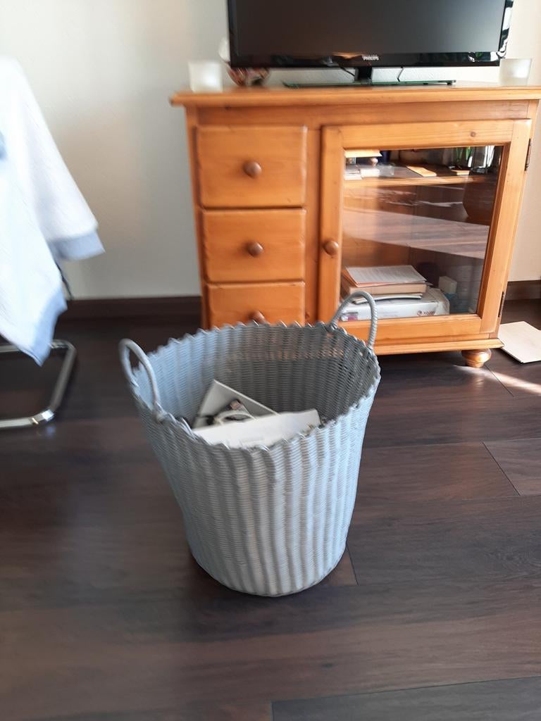 Grijze kunststof mand met handvatten, Kunststof, Gebruikt, Mand, Rond