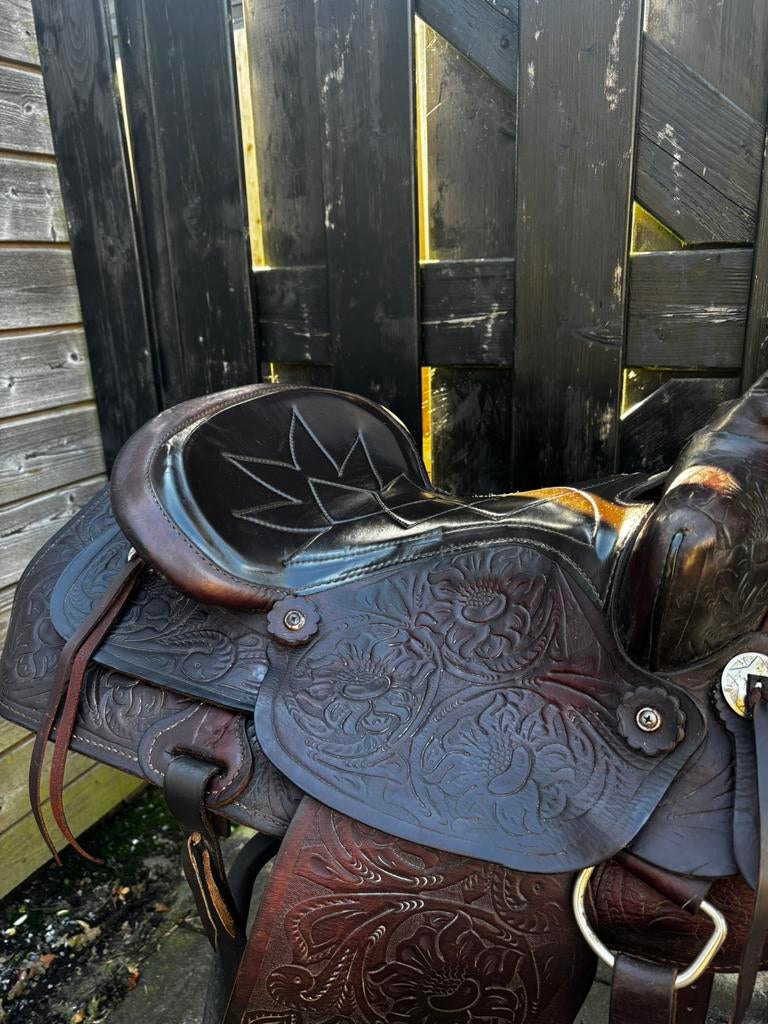 Netjes westernzadel, Dieren en Toebehoren, Ophalen, Zo goed als nieuw, Overige soorten