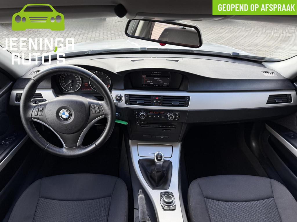 BMW 3-serie Touring 318i Executive|Navi|PDC|Airco, Auto's, BMW, Zwart, Origineel Nederlands, Handgeschakeld, 1405 kg