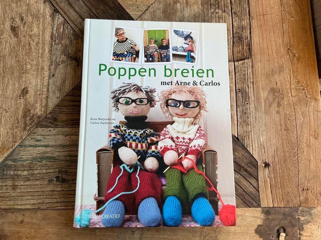 Poppen breien met Arne & Carlos - breiboek, Ophalen of Verzenden, Zo goed als nieuw