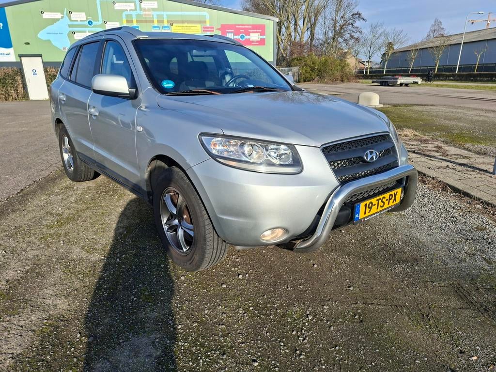 Hyundai Santa Fe 2.7 2WD 7-ST 2007 NIEUWE APK 31/05/2027!!, Voorwielaandrijving, Electronic Stability Program (ESP), Zwart, 2000 kg