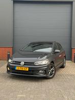VW Polo R-Line 2018 | Panorama | Dodehoek | Nieuwe APK, Voorwielaandrijving, Stof, Zwart, USB