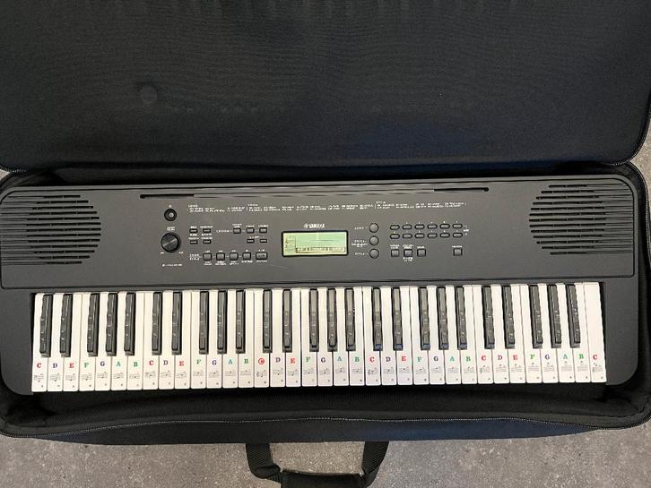 Yamaha PSR-E360b, Muziek en Instrumenten, Keyboards, Gebruikt, 49 toetsen, Yamaha, Met standaard, Ophalen