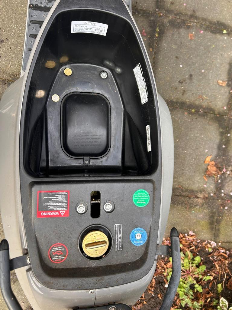 Sourini S scooter 2024, Ophalen, Zo goed als nieuw, Benzine, Overige merken