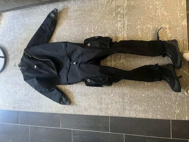 Artic Drysuit, Watersport en Boten, Duiken, Ophalen of Verzenden, Gebruikt, Duikpak