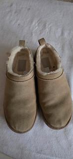 ugg micro mini beige maat 39, Kleding | Dames, Schoenen, UGG, Beige, Lage of Enkellaarzen, Ophalen of Verzenden