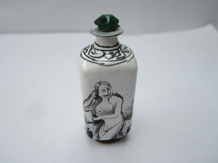 Oud erotische snuifflesje /snuff van emaille.8606#, Antiek en Kunst, Kunst | Niet-Westerse kunst, Ophalen of Verzenden