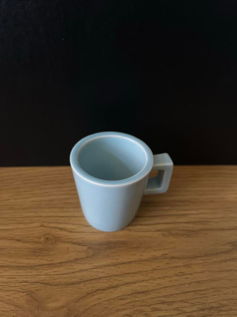 Piet Hein Eek - Espresso Kopje Lichtblauw, Keramiek, Ophalen of Verzenden, Zo goed als nieuw, Effen