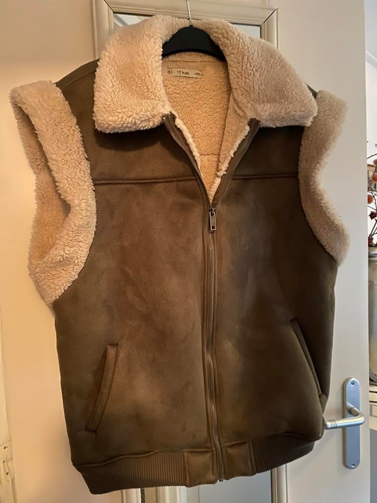 Nieuwe bodywarmer, maat L/XL, Kleding | Dames, Bodywarmers, Ophalen of Verzenden, Zo goed als nieuw, Maat 46/48 (XL) of groter