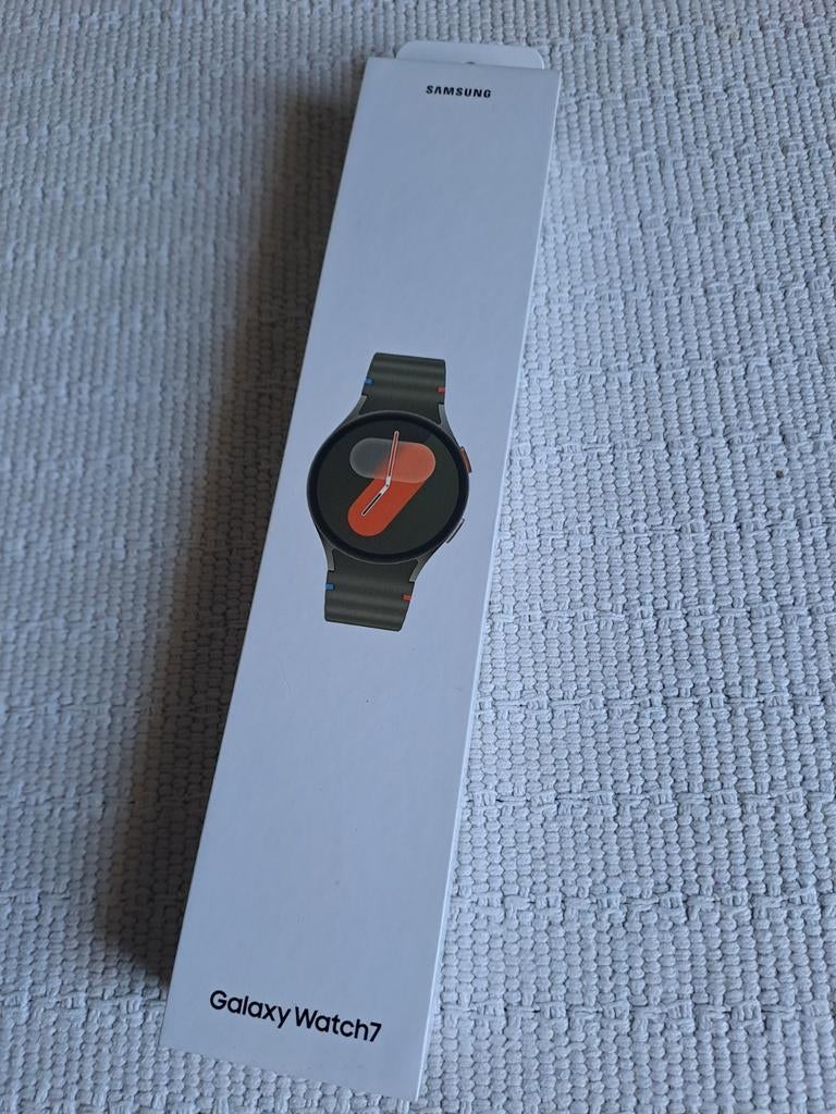 Nieuwe Samsung Galaxy Wachts 7, Ophalen of Verzenden, Nieuw, Groen, Android