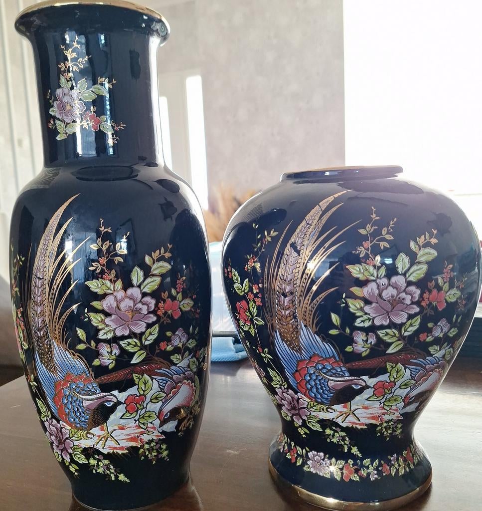 Set van 2 vazen met pauwen en bloemmotief, Antiek en Kunst, Ophalen of Verzenden
